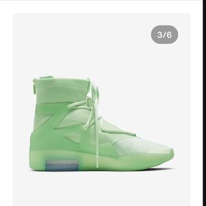 Air Fear of God 1
Frosted Spruce size 11.5 new